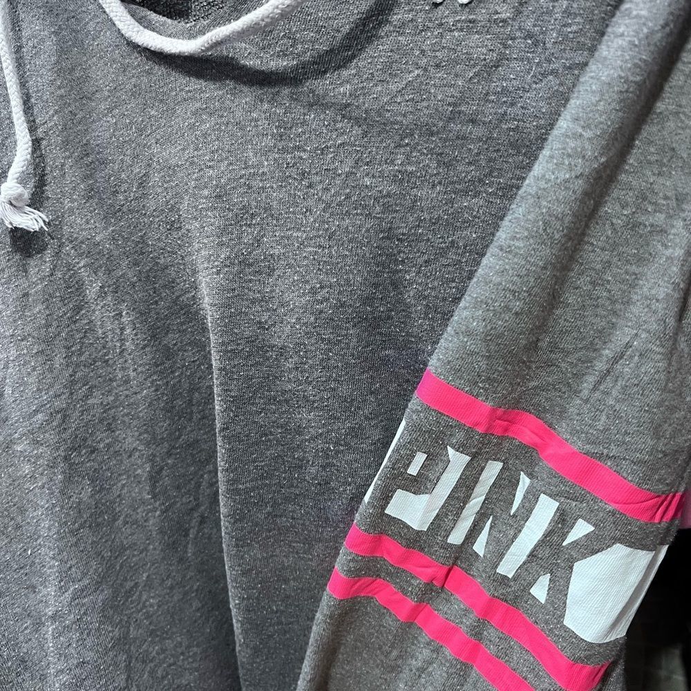 Victoria’s Secret Pink pull over hoodie w/ pockets​ - Picture 3 of 7